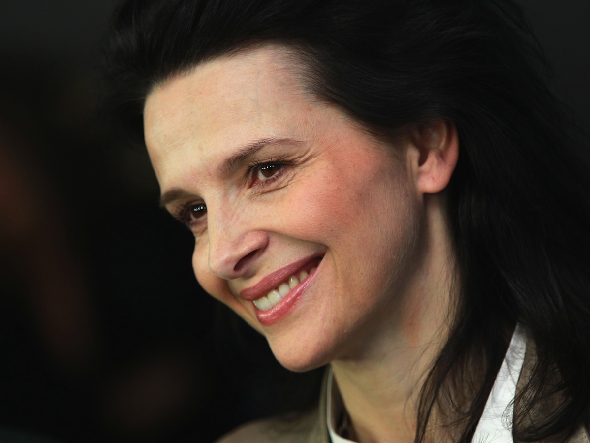 Sempre por trás de uma boa trama está La Binoche, como é carinhosamente chamada por seus conterrâneos. Aproveitamos para convidar os ouvintes para acompanhar este programa especial de A Música no Cinema, em homenagem de Juliette Binoche, logo mais às 8 da noite pela Universitária FM (107,5) ou pela internet em universitariafm.ufu.br 