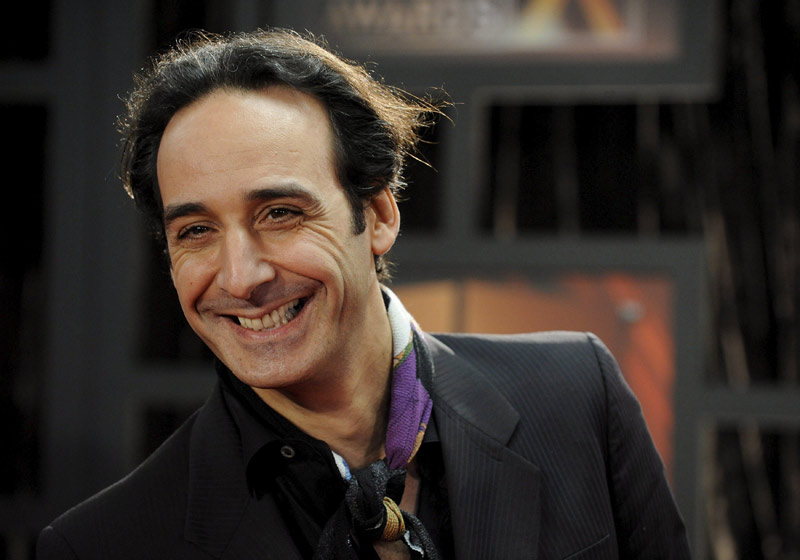 O compositor Alexandre Desplat, pelo espaço de tempo que está atuando no campo da música no cinema e televisão, é detentor de uma produção olímpica, pois de 1985 até nossos dias, ele coleciona mais de duas centenas de trilhas compostas. 