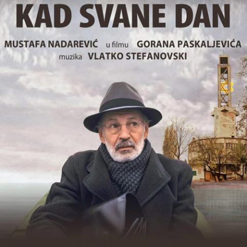 O cineasta iugoslavo Goran Paskaljevic em 2012 lançou o seu filme QUANDO O DIA AMANHECE. A história é sobre um professor de música aposentado que um dia recebe uma notícia que vai mudar por completo a sua vida e a própria identidade. Num antigo parque onde eram realizadas feiras, hoje se transformou num cortiço. Quando funcionários da prefeitura foram consertar a tubulação de água num antigo parque de Belgrado encontraram uma pequena caixa que havia sido enterrada no início da década de quarenta.