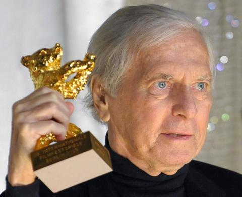 Maurice Jarre morreu de câncer aos 84 anos, no dia 29 de março de 2009. Sua música continua viva por meio de famosas produções cinematográficas que ficam perpetuadas em nossa lembrança.