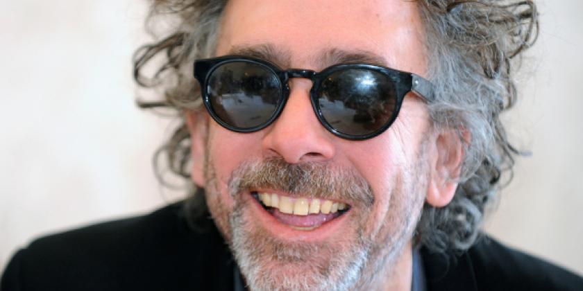 Tim Burton dirigiu 38 filmes, tendo produzido 25 e conquistado 21 prêmios, alem de duas indicações ao Oscar. 