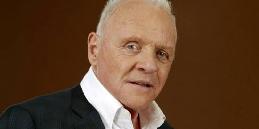 Anthony Hopkins nasceu na pequena localidade de Margam, que fica em West Glamorgam Wales, País de Gales, no dia 31 de dezembro de 1937. A filmografia de Hopkins foi iniciada em 1966, já totaliza 138 filmes com ele  atuando, tendo dirigido três filmes, produzindo quatro filmes para os quais também compôs as trilhas sonoras.