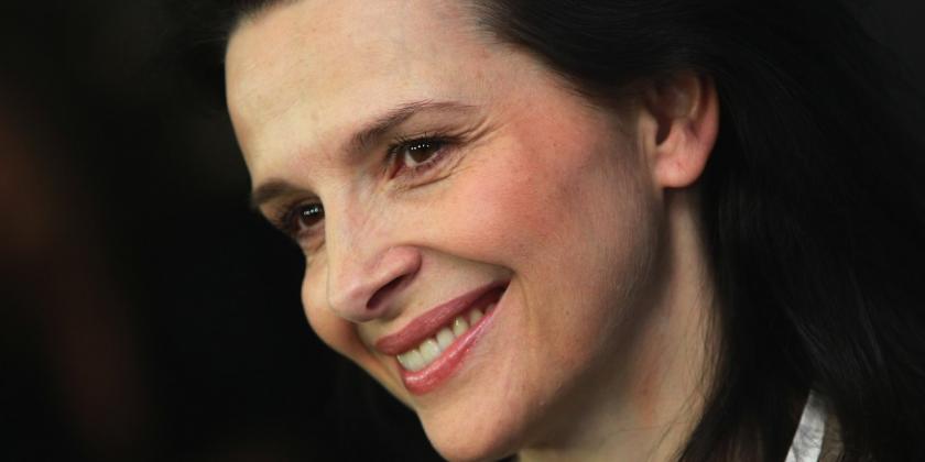 Sempre por trás de uma boa trama está La Binoche, como é carinhosamente chamada por seus conterrâneos. Aproveitamos para convidar os ouvintes para acompanhar este programa especial de A Música no Cinema, em homenagem de Juliette Binoche, logo mais às 8 da noite pela Universitária FM (107,5) ou pela internet em universitariafm.ufu.br 