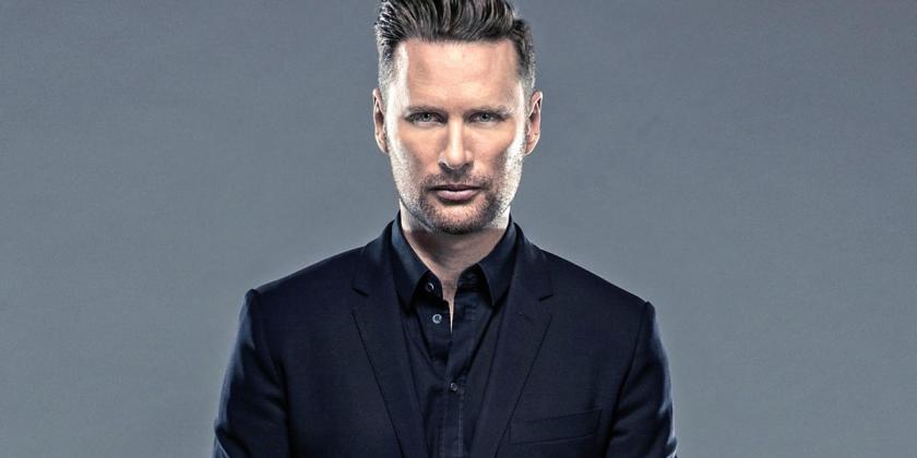 Brian Tyler nasceu no condado de Orange, estado da Califórnia no dia 08 de maio de 1972. O compositor californiano Brian Tyler tem um acervo de mais de 130 trilhas compostas para os mais distintos gêneros cinematográficos.