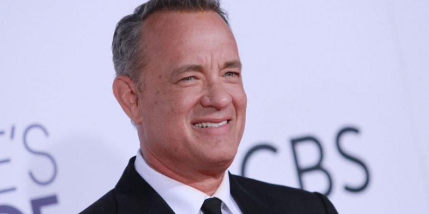 Tom Hanks aniversaria no dia 9 de julho, ele que nasceu no ano de 1956, na localidade de Concord, estado da Califórnia, Estados Unidos. Uma carreira que foi consolidada a partir de interpretações memoráveis como em QUERO SER GRANDE, FILADÉLFIA, FORREST GUMP, O RESGATE DO SOLDADO RYAN, O NÁUFRAGO e muitos outros. 